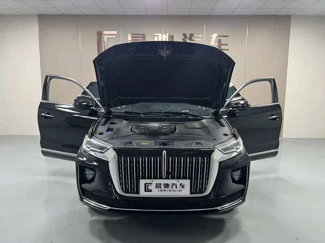 Hongqi HS5 — Фото автомобиля 15