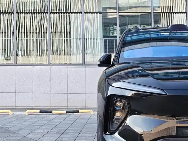 Nio ES6 — Фото автомобиля 4