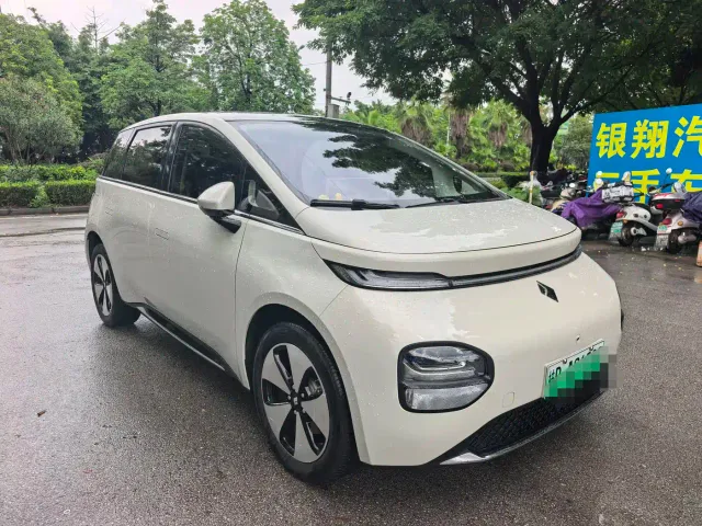 Baojun Cloud — Фото автомобиля 3