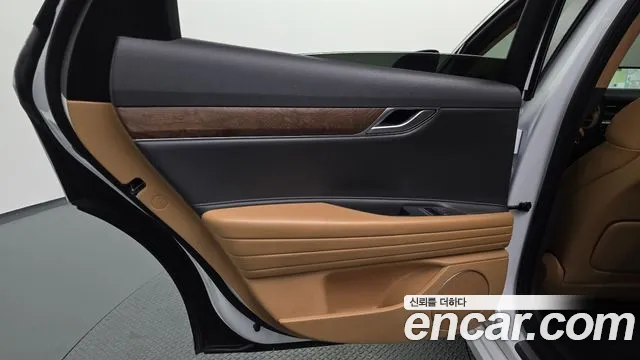 Genesis G80 RG3 — Фото автомобиля 14