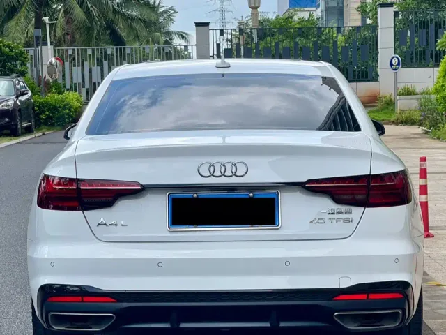 Audi A4L — Фото автомобиля 8