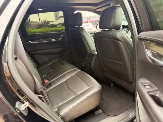 Cadillac XT5 — Фото автомобиля 13