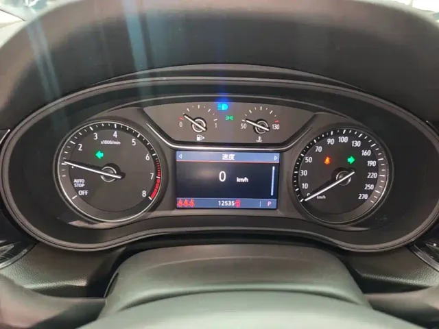 Buick Regal — Фото автомобиля 11