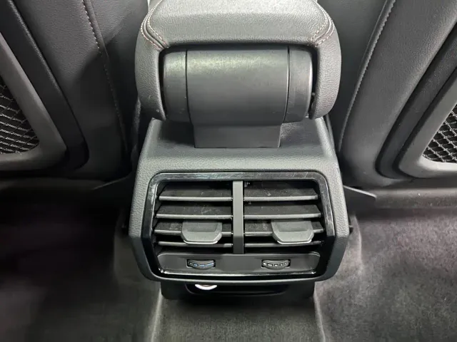 Audi Q3 — Фото автомобиля 12