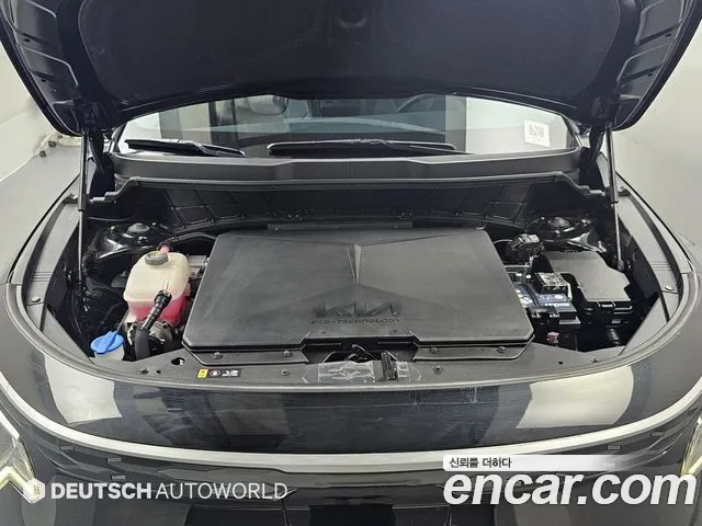 Kia Niro — Фото автомобиля 6