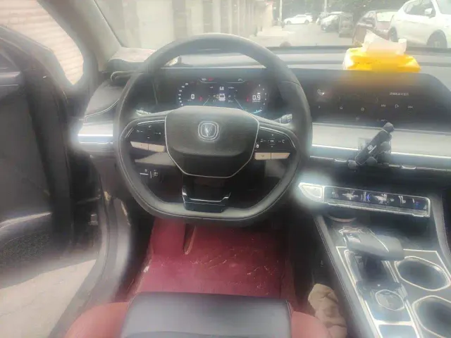 Changan Eado — Фото автомобиля 6