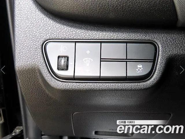 Kia Seltos Новый Seltos Бензин 2.0 2WD — Фото автомобиля 12