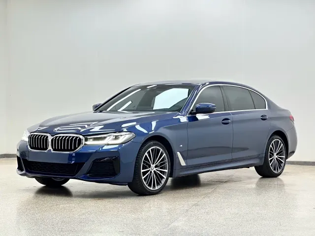 Фотография автомобиля — BMW 5 Series