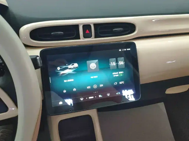 Leapmotor T03 — Фото автомобиля 12