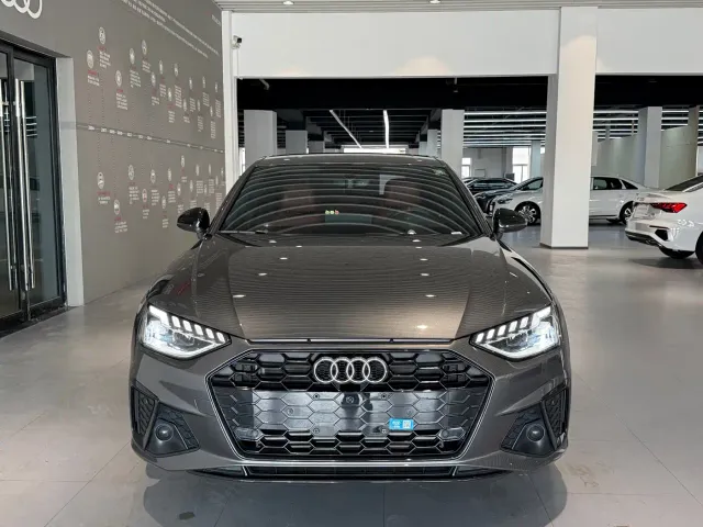Audi A4L — Фото автомобиля 2