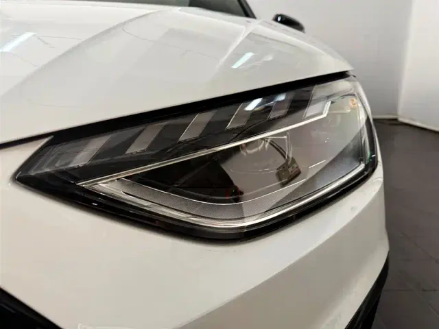Audi A4L — Фото автомобиля 6