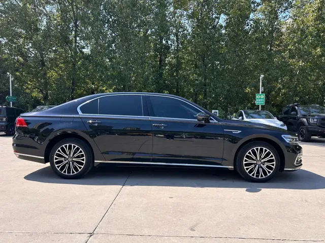 Volkswagen Phideon — Фото автомобиля 23