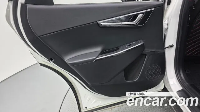 Kia EV6 — Фото автомобиля 25