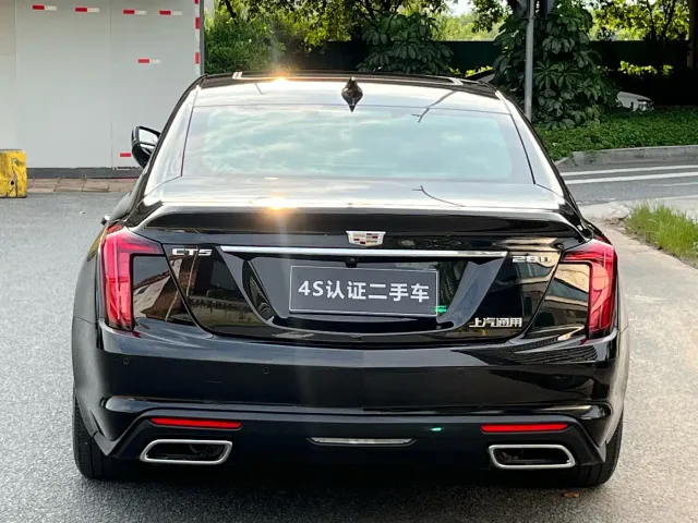 Cadillac CT5 — Фото автомобиля 6