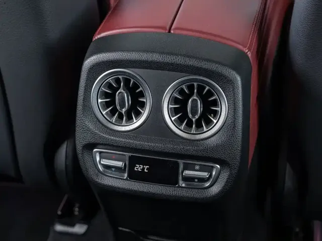 Mercedes-Benz G-Class — Фото автомобиля 22