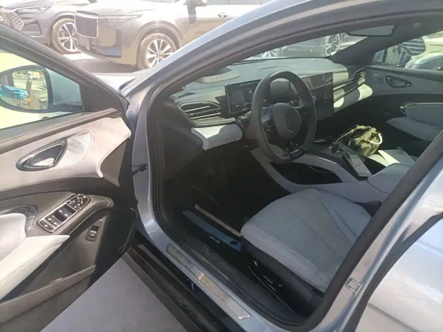 BYD Seal — Фото автомобиля 15