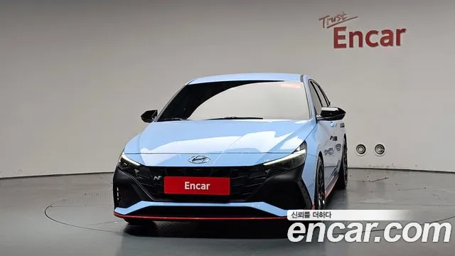 Hyundai AVANTE — Фото автомобиля 3