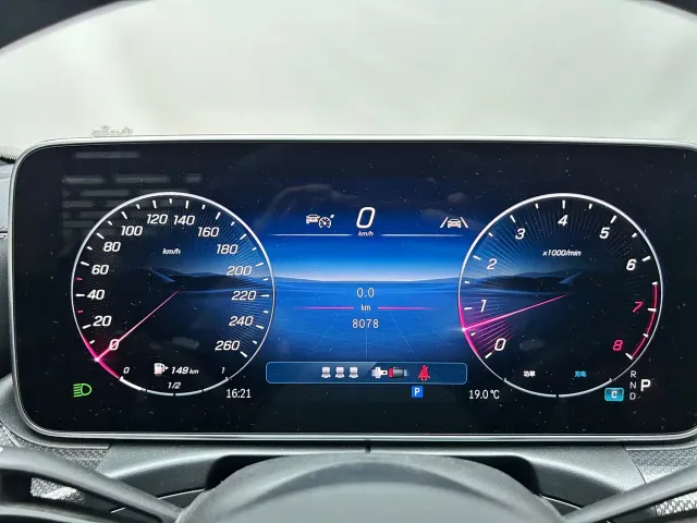 Mercedes-Benz C-Class — Фото автомобиля 14