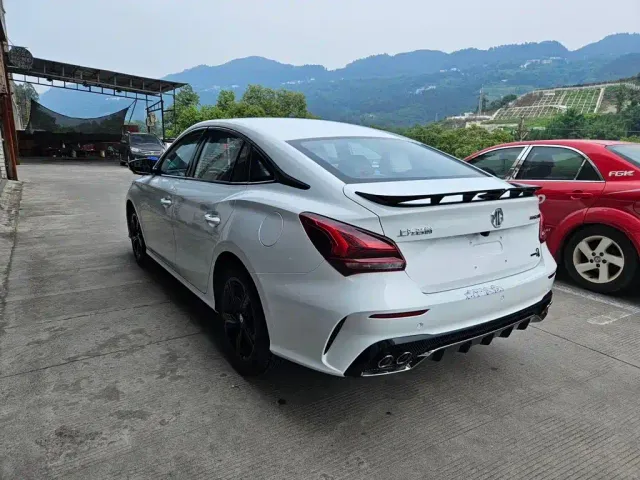 MG 5 Scorpio — Фото автомобиля 5
