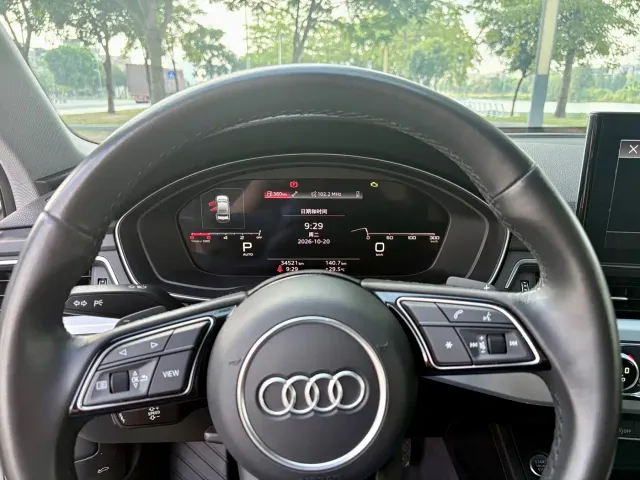 Audi A4L — Фото автомобиля 13