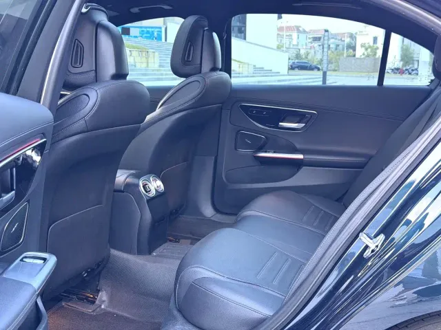 Mercedes-Benz C-Class — Фото автомобиля 6