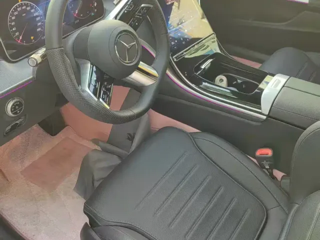 Mercedes-Benz C-Class — Фото автомобиля 6
