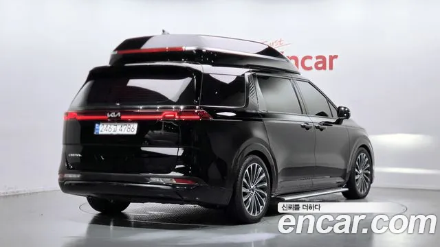 Kia Carnival Generation 4 — Фото автомобиля 2