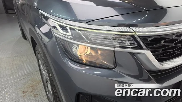 Kia Seltos — Фото автомобиля 7