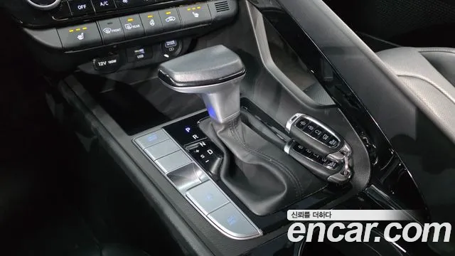 Hyundai Avante CN7 — Фото автомобиля 12