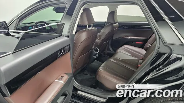 Hyundai Grandeur GN7 — Фото автомобиля 29
