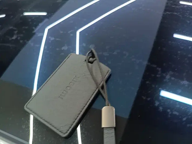 Xiaomi SU7 — Фото автомобиля 8