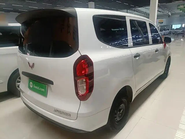 Wuling Motors Wuling Hongguang New Energy 2024 Model Pure Electric 300KM Utility Version — Фото автомобиля 6