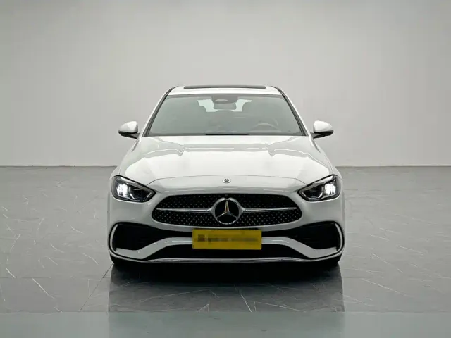 Mercedes-Benz C-Class — Фото автомобиля 2