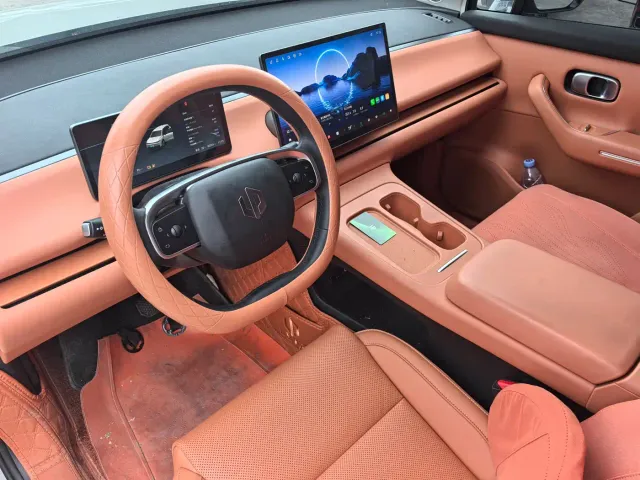 Leapmotor C10 — Фото автомобиля 15