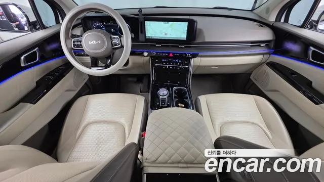 Kia Carnival Generation 4 — Фото автомобиля 10