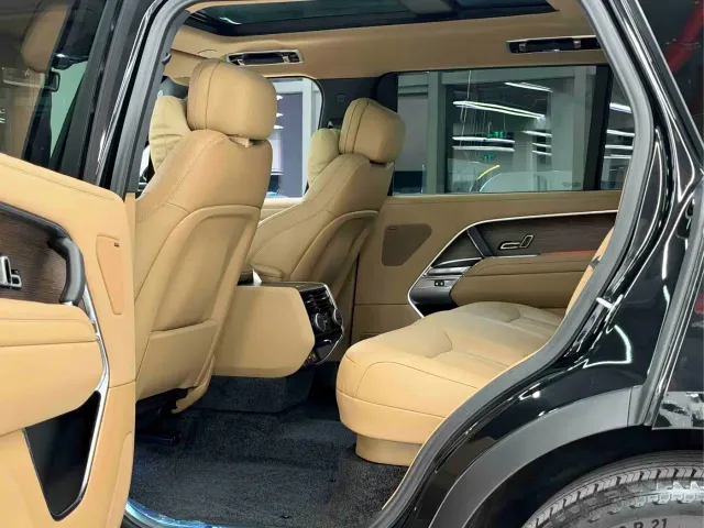 Land Rover Range Rover — Фото автомобиля 7