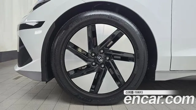 Hyundai Ioniq 6 — Фото автомобиля 5
