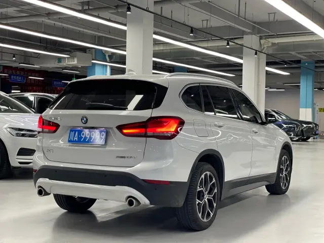 BMW X1 — Фото автомобиля 8