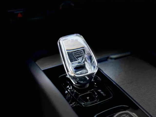 Volvo XC60 — Фото автомобиля 15