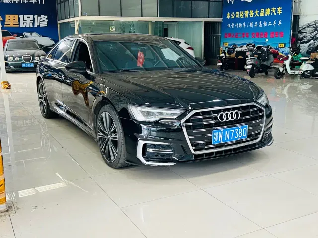 Audi A6L — Фото автомобиля 3