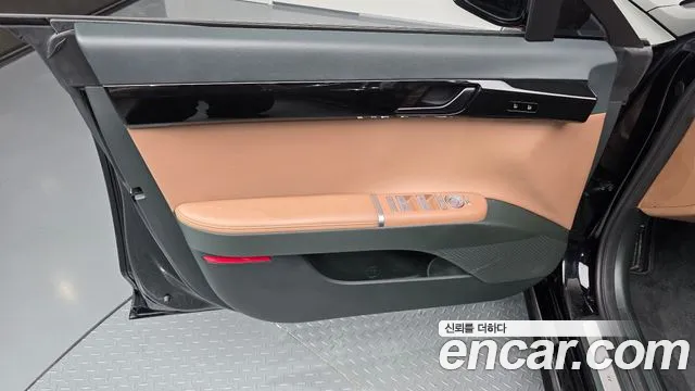 Hyundai Grandeur GN7 — Фото автомобиля 24