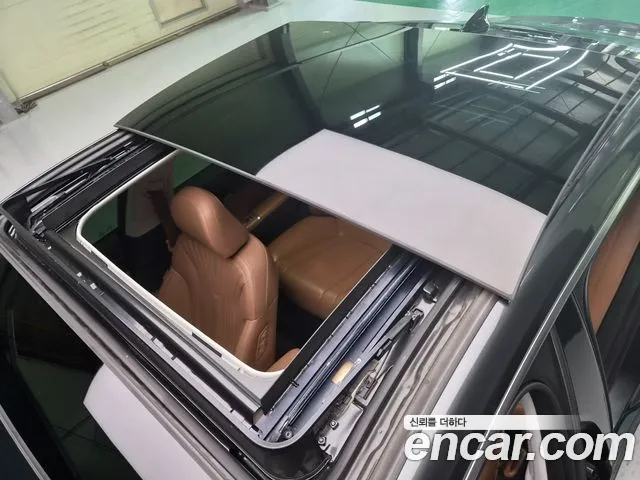 Hyundai Grandeur GN7 — Фото автомобиля 9