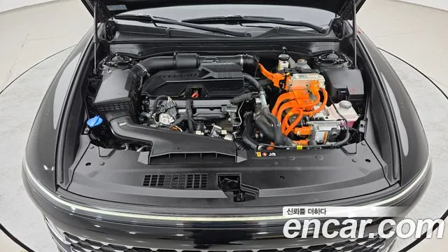Hyundai Grandeur GN7 — Фото автомобиля 6