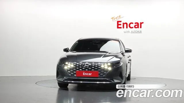 Hyundai Grandeur Premium — Фото автомобиля 3