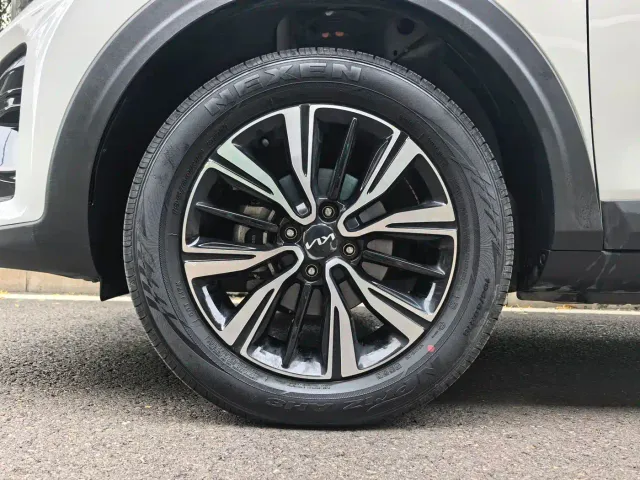 Kia KX1 — Фото автомобиля 19