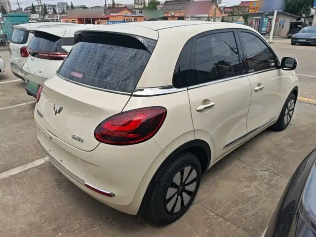 Wuling Bingo — Фото автомобиля 6