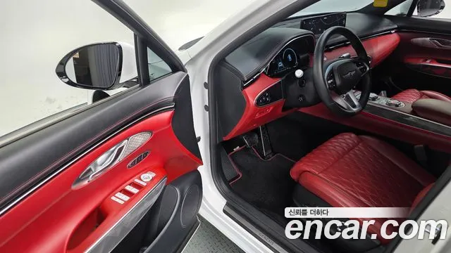 Genesis GV70 2.5T Бензин AWD — Фото автомобиля 13