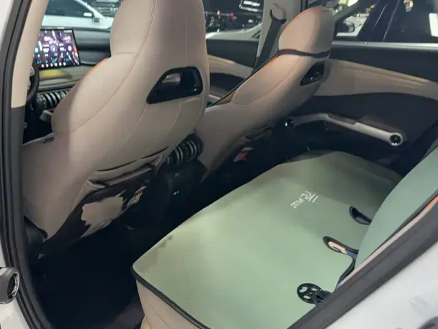 BYD Yuan PLUS — Фото автомобиля 15