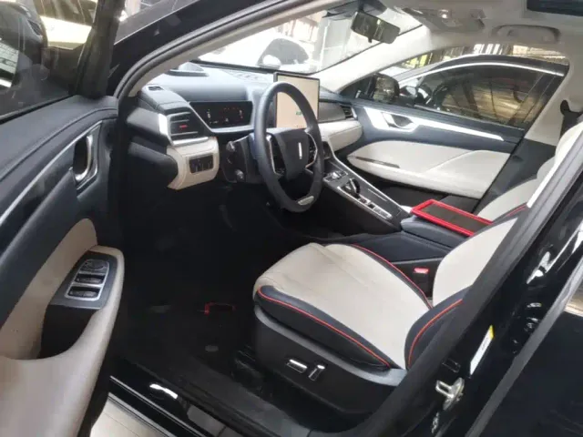 Wey Macchiato DHT — Фото автомобиля 15