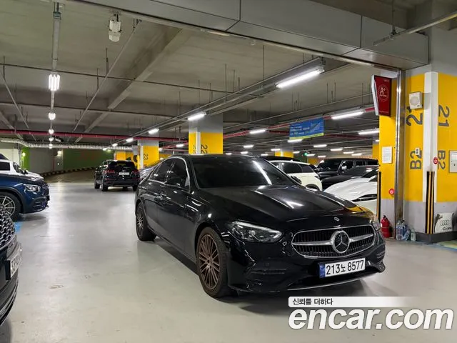 Mercedes-Benz C-Class — Фото автомобиля 3